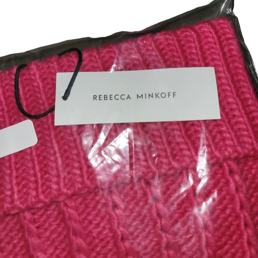 💜2/$55!! ✨️💛 Host Pick 💛✨️Rebecca Minkoff Cozy Ribbed Beanie Pink - Picture 4 of 9